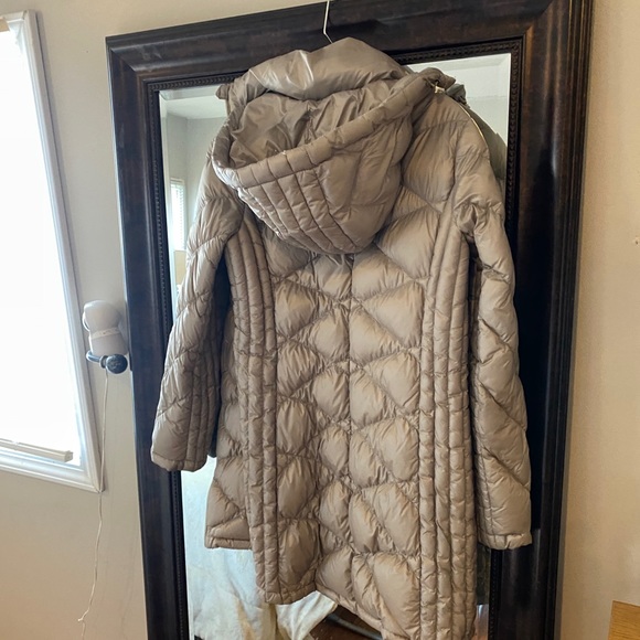 Michael Kors packable down - Picture 2 of 4